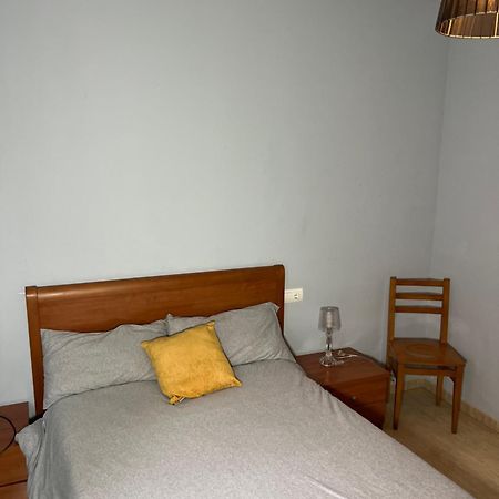 Azadinos, Leon. Apartment Bagian luar foto