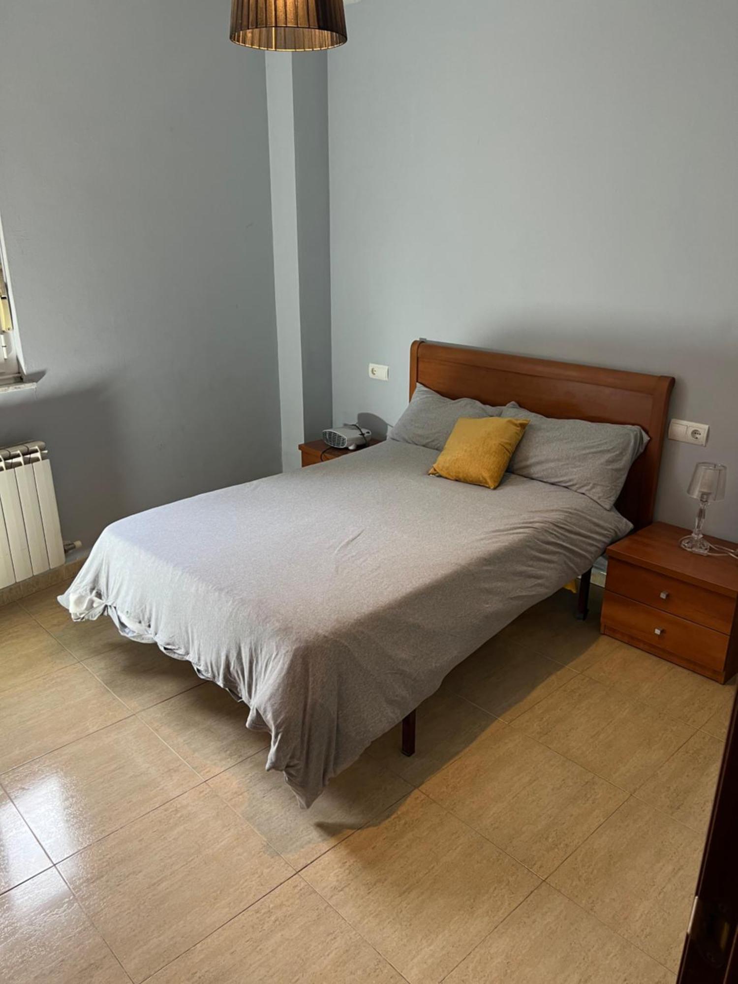Azadinos, Leon. Apartment Bagian luar foto