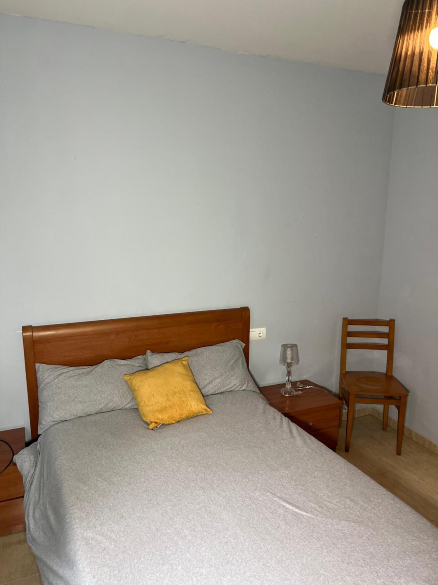 Azadinos, Leon. Apartment Bagian luar foto