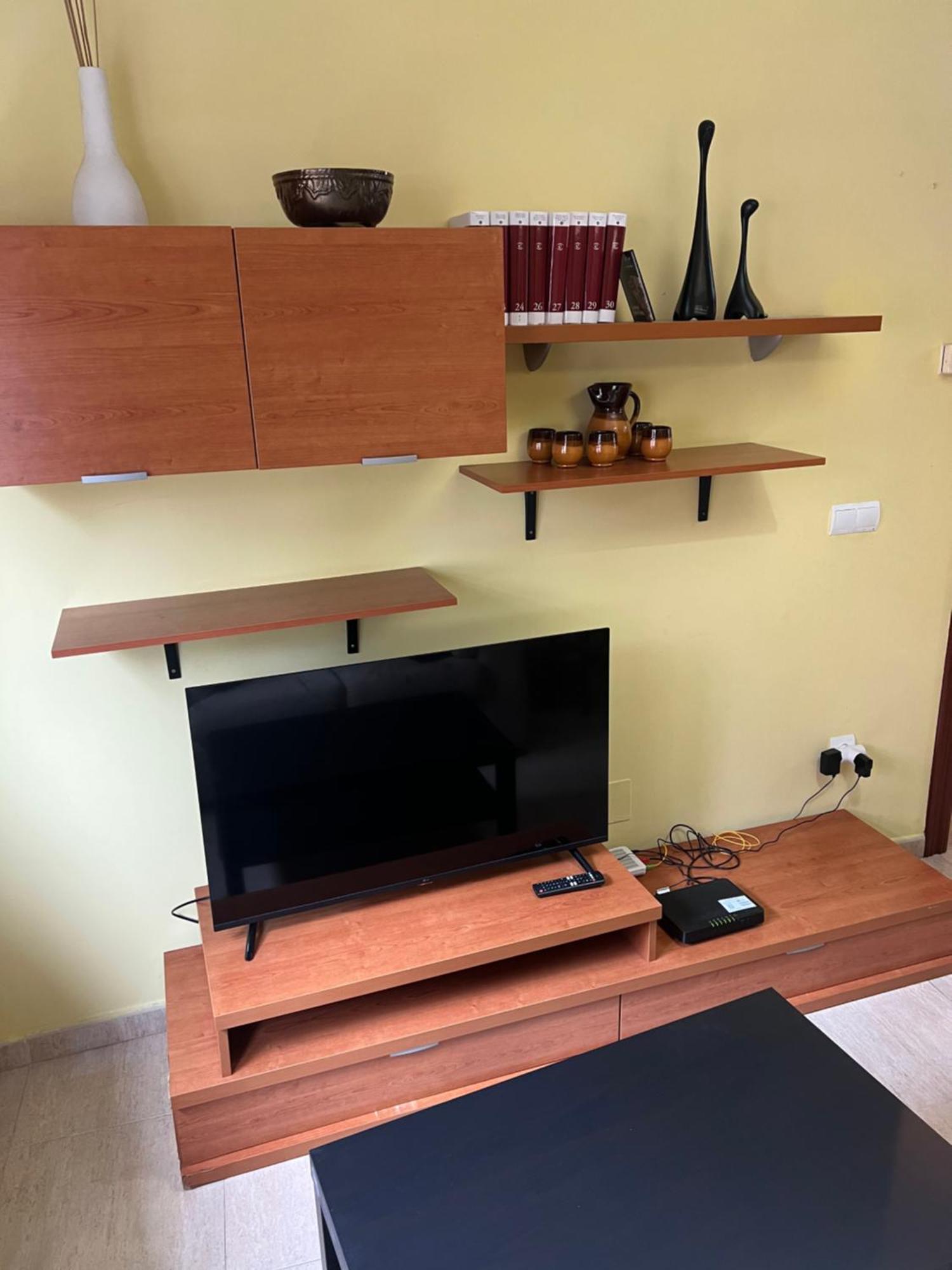 Azadinos, Leon. Apartment Bagian luar foto